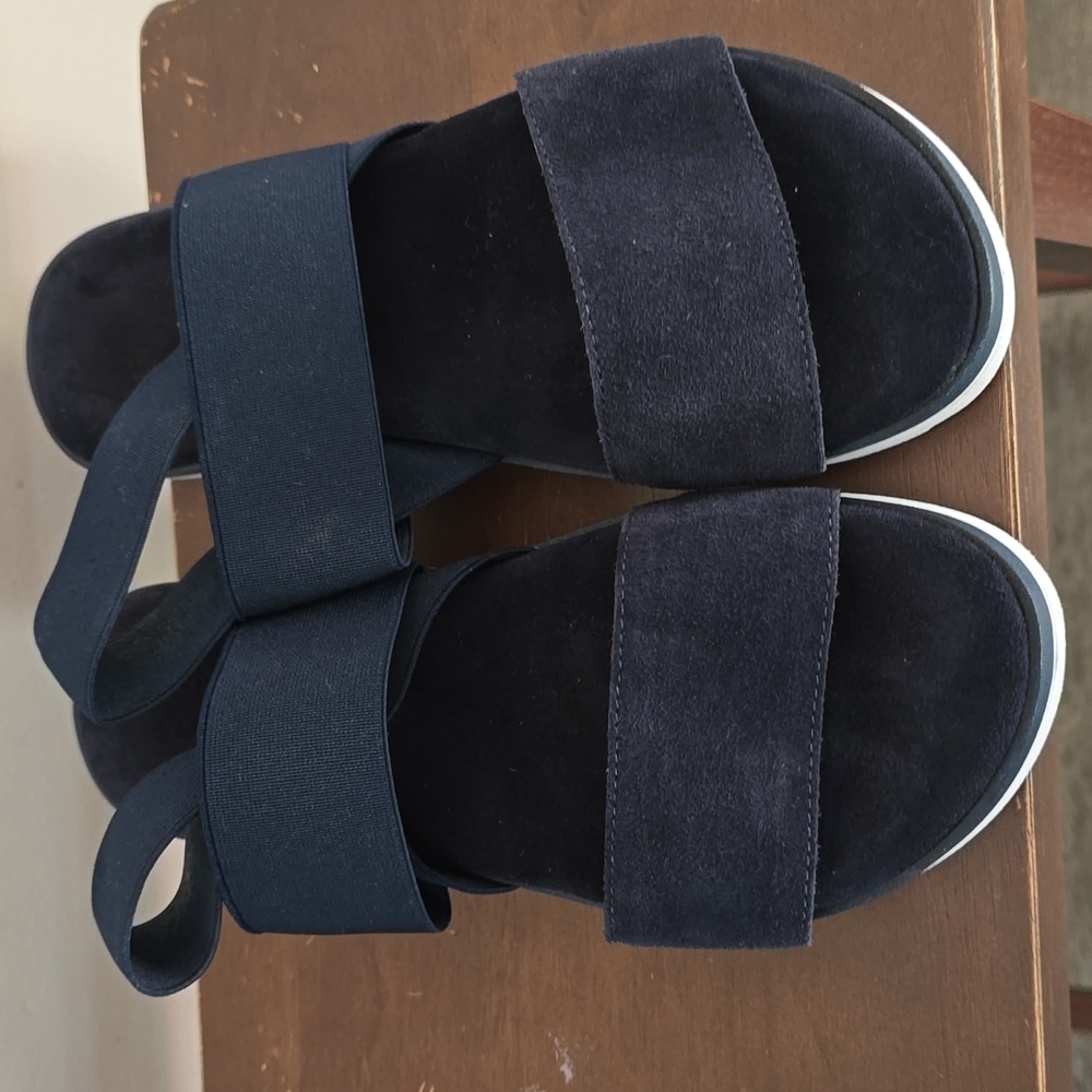 Women's sandals